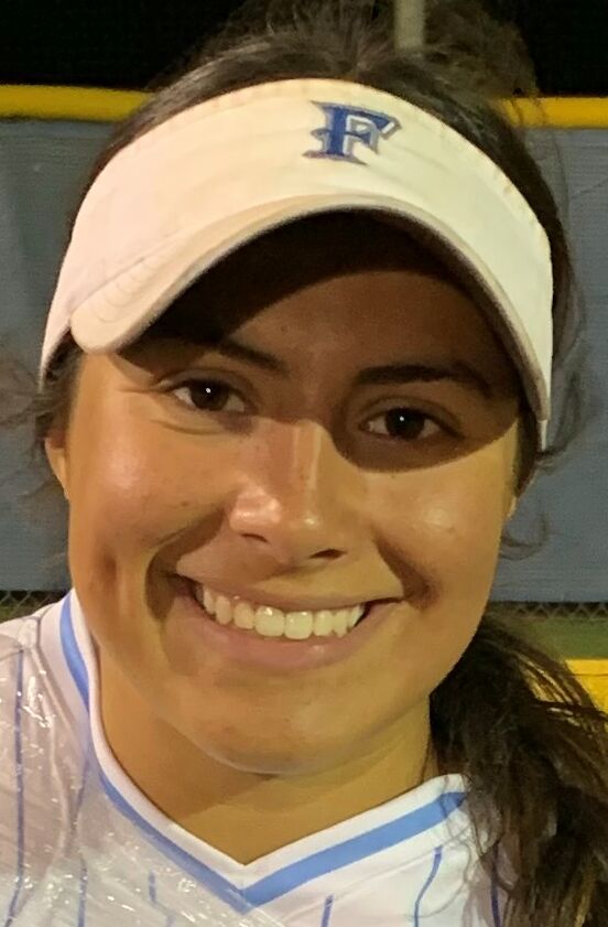 Erin Boles head shot